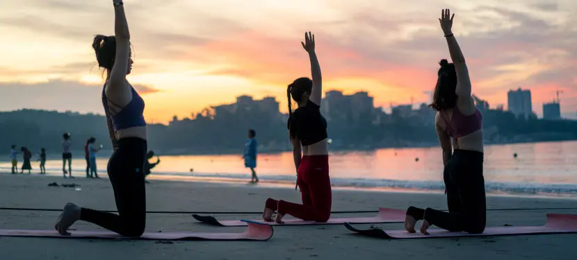 露露乐蒙 (lululemon)